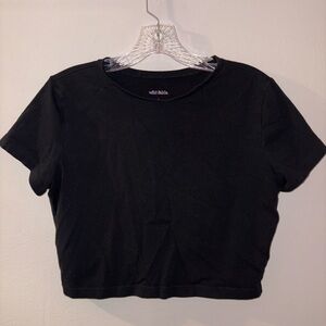 Black Tee